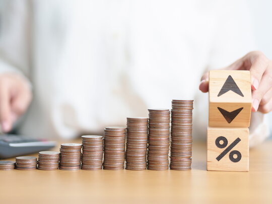 Loonsverhoging! Op 1 juli gaat het salaris van medewerkers in de retail non-food omhoog