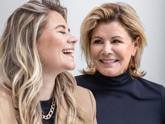 Zo moeder, zo dochter; Mieke en Jill van Deursen over het succes van Shoeby