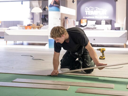 Maak kennis met de opleiding voor keukenmonteur en woningstoffeerder