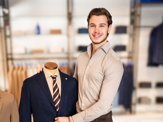 Xander (22) legt het fundament voor zijn carrière: “Je kunt er alle kanten mee op!”